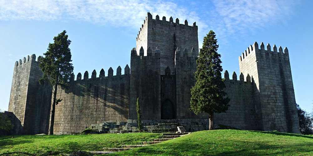 Castelo_de_Guimaraes