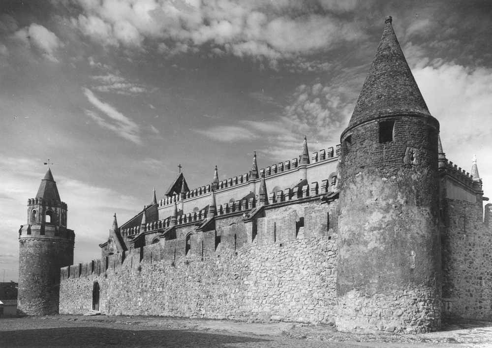 Castelo_de_Viana_do_Alentejo