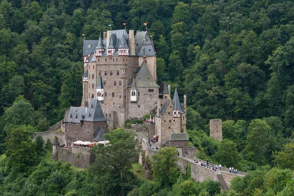 Eltz_Castle