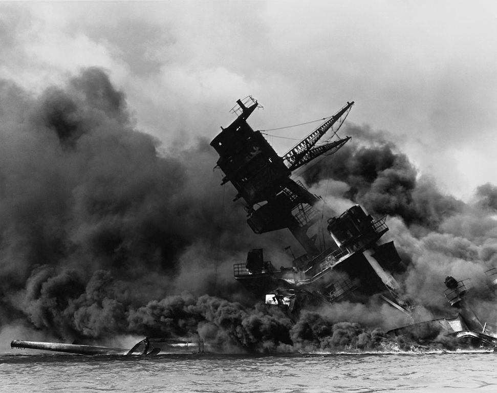 The_USS_Arizona_(BB-39)_burning_after_the_Japanese_attack_on_Pearl_Harbor_-_NARA_195617_-_Edit